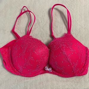 Victorias Secret Very Sexy push up bra